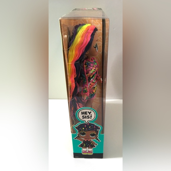 L.O.L. Surprise! LOL Surprise OMG Sketches Fashion Doll with 20 Surprises - Picture 7 of 7